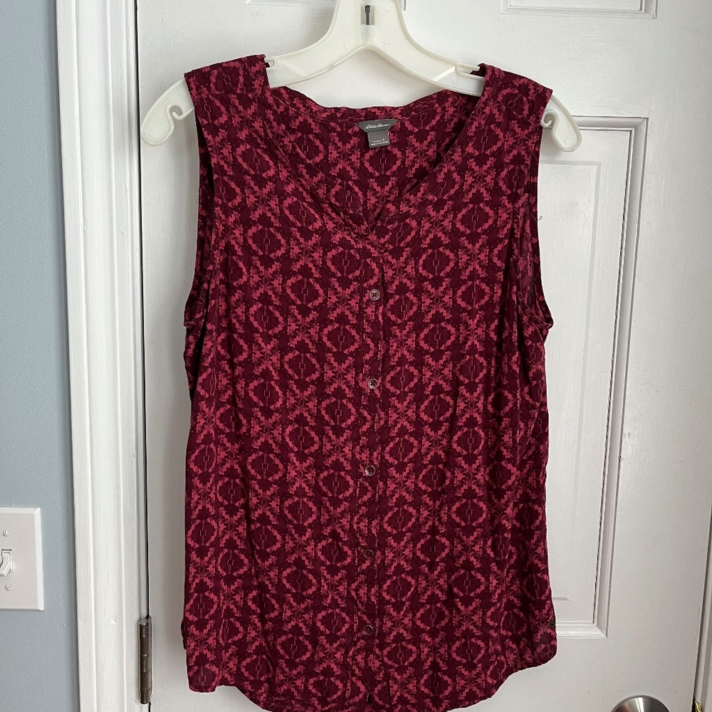 Eddie Bauer sleeveless top.  Size L